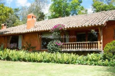 Casa de 5 alcobas en venta en Colinas De Suba, Bogotá · foto 12 de 15