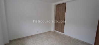 Casa de 5 alcobas en venta en La Portada, La Calera, 657 m² · foto 4 de 20
