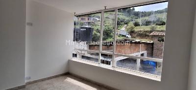 Casa de 5 alcobas en venta en La Portada, La Calera, 657 m² · foto 13 de 20