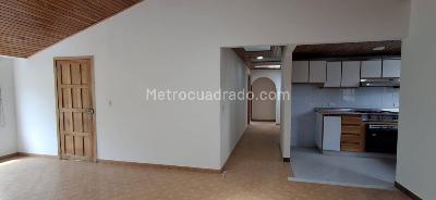 Casa de 5 alcobas en venta en La Portada, La Calera, 657 m² · foto 15 de 20