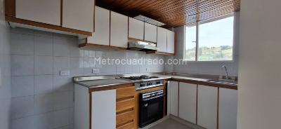 Casa de 5 alcobas en venta en La Portada, La Calera, 657 m² · foto 16 de 20