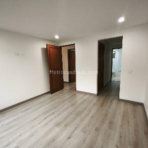 Apartamento en venta en Santa Barbara, Bogotá · foto 6 de 13