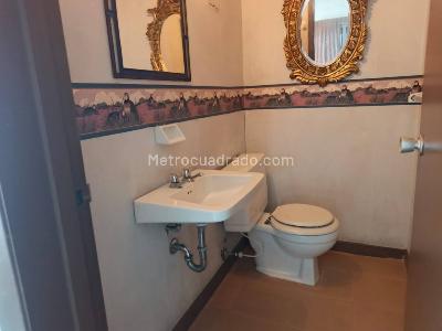 Apartamento de 3 alcobas en arriendo en El Nogal, Bogotá, 157 m² · foto 4 de 13