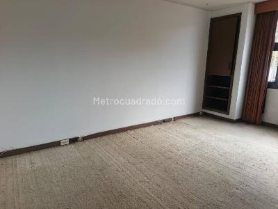 Apartamento de 3 alcobas en arriendo en El Nogal, Bogotá, 157 m² · foto 8 de 13