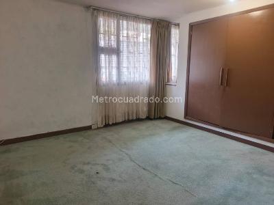 Apartamento de 3 alcobas en arriendo en El Nogal, Bogotá, 157 m² · foto 10 de 13