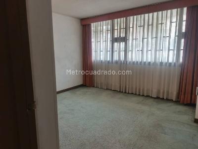 Apartamento de 3 alcobas en arriendo en El Nogal, Bogotá, 157 m² · foto 11 de 13