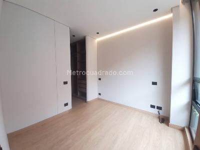 Apartamento de 1 alcoba en arriendo en Chico, Bogotá, 53 m² · foto 8 de 20
