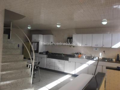 Casa de 5 alcobas en venta en Nicolas De Federman, Bogotá, 390 m² · foto 8 de 20