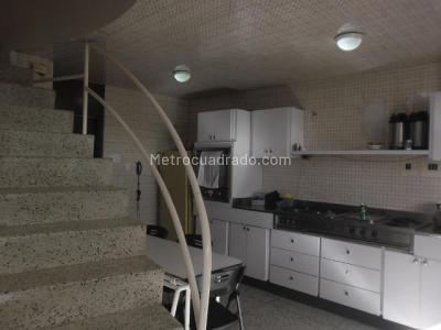 Casa de 5 alcobas en venta en Nicolas De Federman, Bogotá, 390 m² · foto 9 de 20
