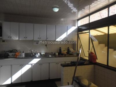 Casa de 5 alcobas en venta en Nicolas De Federman, Bogotá, 390 m² · foto 14 de 20