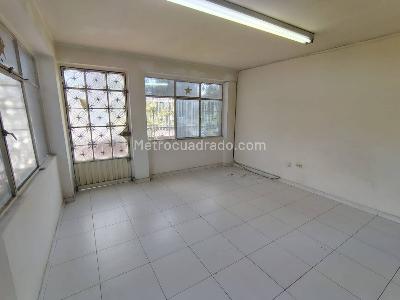 Casa de 5 alcobas en arriendo en El Vergel, Bogotá, 214 m² · foto 4 de 19