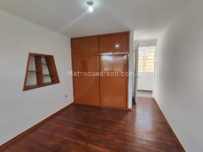 Casa de 5 alcobas en arriendo en El Vergel, Bogotá, 214 m² · foto 9 de 19