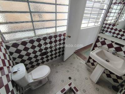 Casa de 5 alcobas en arriendo en El Vergel, Bogotá, 214 m² · foto 12 de 19