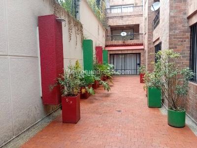 Apartamento de 3 alcobas en venta en Santa Ana, Bogotá, 231 m² · foto 15 de 15