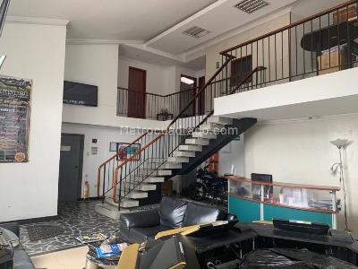 Casa de 5 alcobas en venta en Normandia, Bogotá, 360 m² · foto 3 de 18