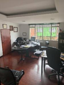 Casa de 5 alcobas en venta en Normandia, Bogotá, 360 m² · foto 7 de 18
