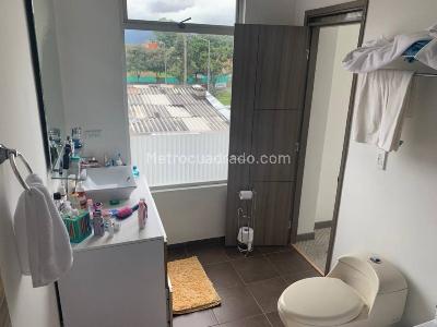 Casa de 5 alcobas en venta en Normandia, Bogotá, 360 m² · foto 15 de 18