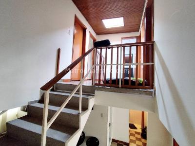 Casa de 5 alcobas en venta en Nueva Marsella I, Bogotá, 160 m² · foto 2 de 7