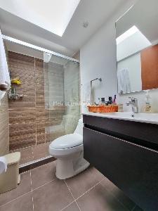Casa de 5 alcobas en venta en Polo Club, Bogotá, 250 m² · foto 5 de 20