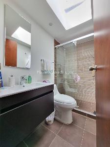 Casa de 5 alcobas en venta en Polo Club, Bogotá, 250 m² · foto 8 de 20