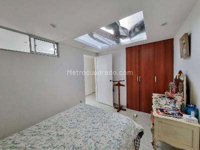 Casa de 5 alcobas en venta en Polo Club, Bogotá, 250 m² · foto 15 de 20