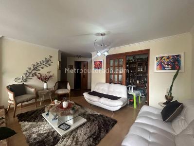 Apartamento en arriendo en Cedritos, Bogotá · foto 2 de 20