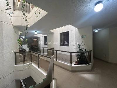 Apartamento en arriendo en Cedritos, Bogotá · foto 19 de 20