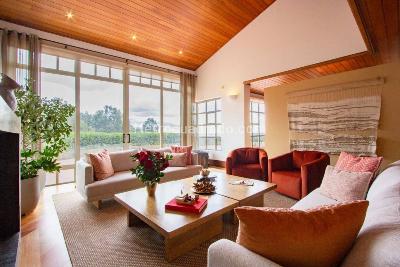 Casa de 4 alcobas en venta en Montearroyo, Bogotá, 684 m² · foto 3 de 20