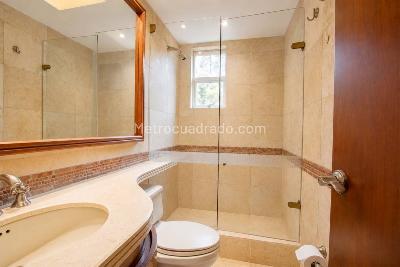 Casa de 4 alcobas en venta en Montearroyo, Bogotá, 684 m² · foto 12 de 20