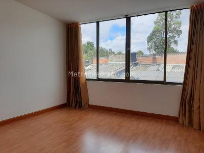Casa de 5 alcobas en venta en Ciudadela Colsubsidio, Bogotá, 132 m² · foto 9 de 19
