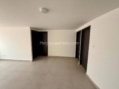 Apartamento de 3 alcobas en venta en El Recuerdo, Bogotá, 116 m² · foto 3 de 14