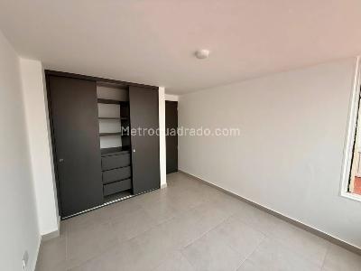 Apartamento de 3 alcobas en venta en El Recuerdo, Bogotá, 116 m² · foto 8 de 14