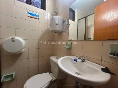 Casa de 5 alcobas en venta en Centro Nariño, Bogotá, 675 m² · foto 17 de 20