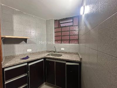 Casa de 5 alcobas en venta en Centro Nariño, Bogotá, 675 m² · foto 18 de 20
