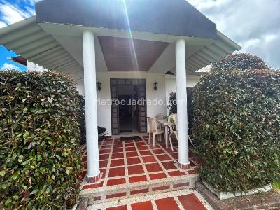 Casa de 3 alcobas en venta en Vereda El Vocan, La Calera, 240 m² · foto 19 de 20
