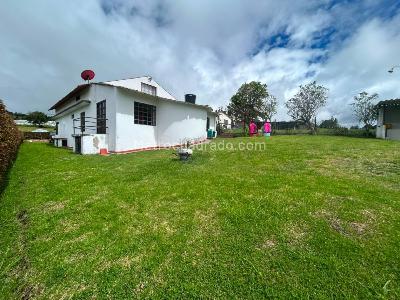 Casa de 3 alcobas en venta en Vereda El Vocan, La Calera, 240 m² · foto 20 de 20