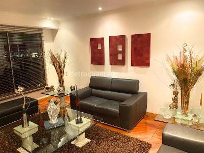 Apartamento en venta en Santa Barbara Alta, Bogotá · foto 3 de 13