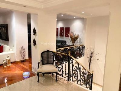 Apartamento en venta en Santa Barbara Alta, Bogotá · foto 5 de 13