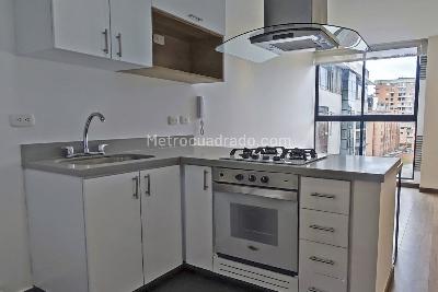 Apartamento de 1 alcoba en venta en Los Cedros, Bogotá, 39 m² · foto 2 de 20
