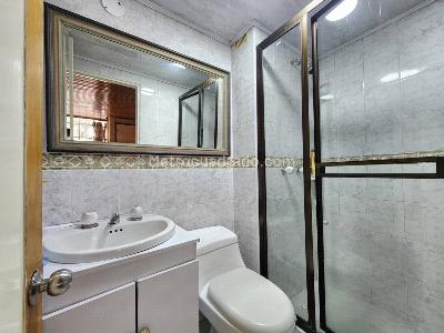 Apartamento en venta en Las Villas, Bogotá · foto 13 de 20