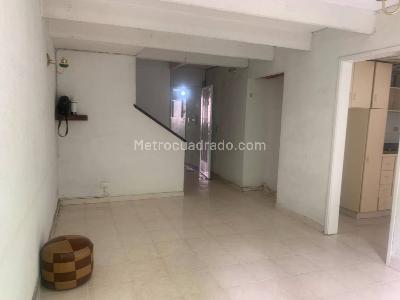 Casa de 5 alcobas en venta en Carimagua I Sector, Bogotá, 280 m² · foto 4 de 16