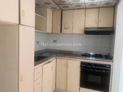 Casa de 5 alcobas en venta en Carimagua I Sector, Bogotá, 280 m² · foto 9 de 16