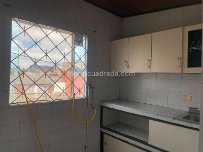 Casa de 5 alcobas en venta en Carimagua I Sector, Bogotá, 280 m² · foto 13 de 16