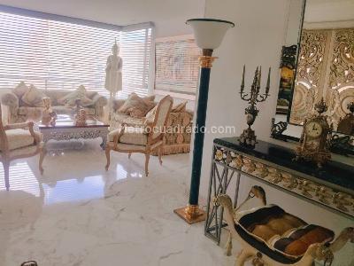 Apartamento de 3 alcobas en arriendo en Calleja Alta, Bogotá, 168 m² · foto 3 de 20