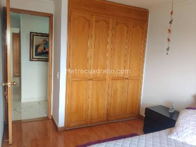 Apartamento de 3 alcobas en arriendo en Calleja Alta, Bogotá, 168 m² · foto 13 de 20