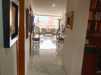 Apartamento de 3 alcobas en arriendo en Calleja Alta, Bogotá, 168 m² · foto 16 de 20
