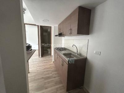 Apartamento de 2 alcobas en arriendo en Suba Centro, Bogotá, 35 m² · foto 2 de 10