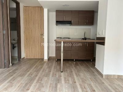 Apartamento de 2 alcobas en arriendo en Suba Centro, Bogotá, 35 m² · foto 3 de 10