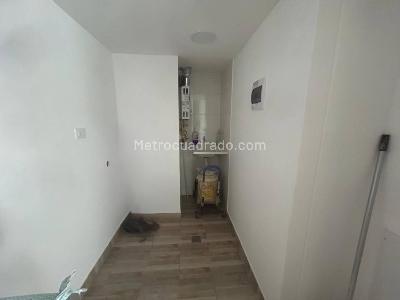Apartamento de 2 alcobas en arriendo en Suba Centro, Bogotá, 35 m² · foto 5 de 10
