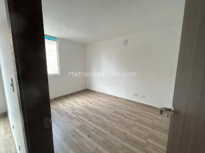 Apartamento de 2 alcobas en arriendo en Suba Centro, Bogotá, 35 m² · foto 9 de 10